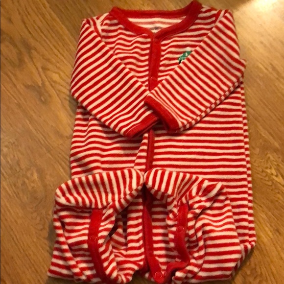 Christmas footed sleeper gender neutral 6 months - Picture 3 of 4